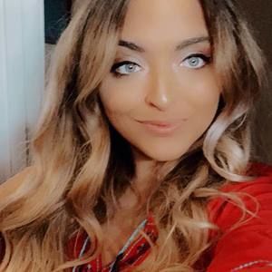 Meet your Posher, Karissa